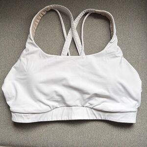 Lululemon Evolve Energy sports bra